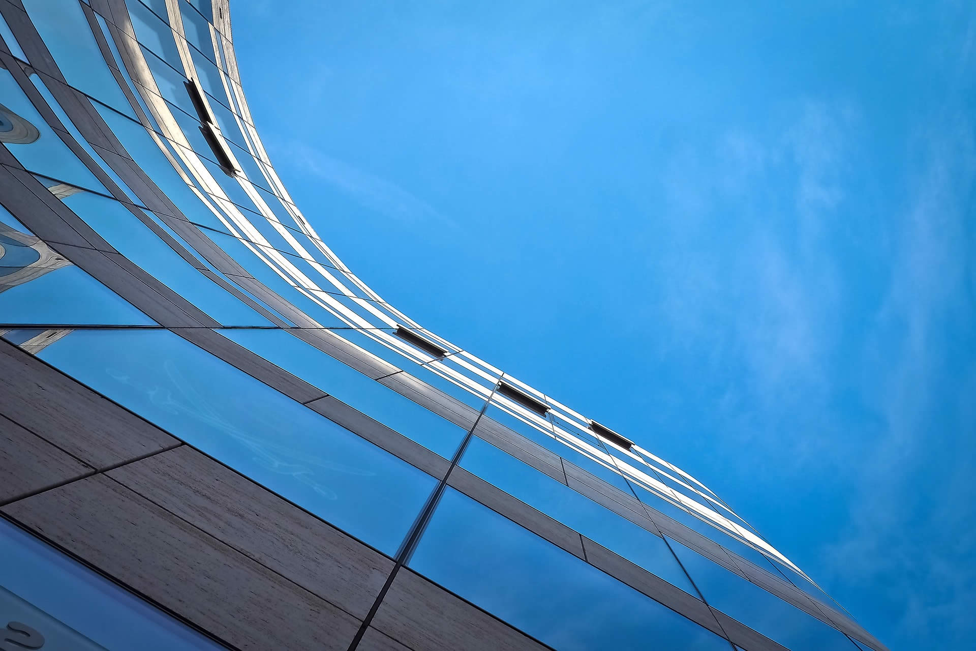 中欧·体育后台服务器